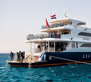 liveaboard booking software